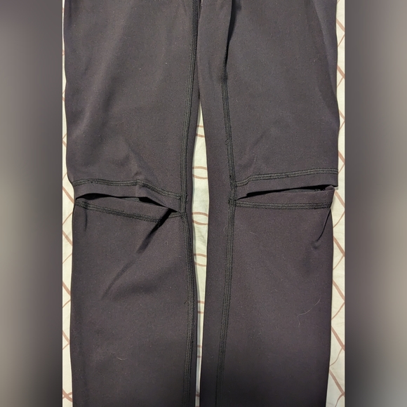 Lululemon leggings - Picture 2 of 6